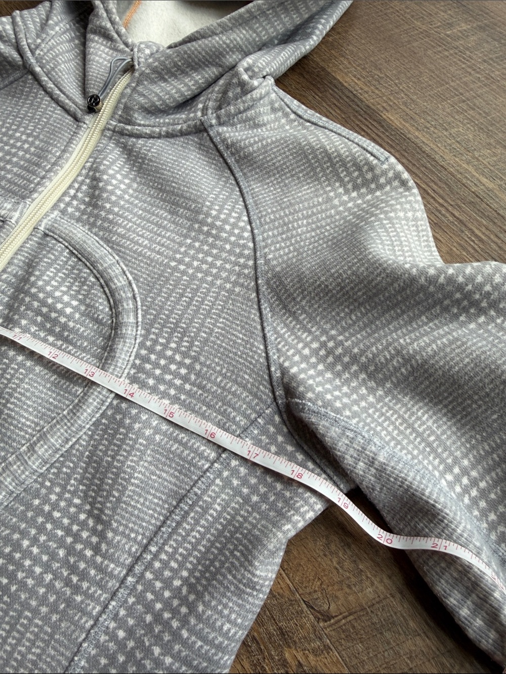 Lululemon Gray Patterned Scuba Hoodie - Picture 2 of 8